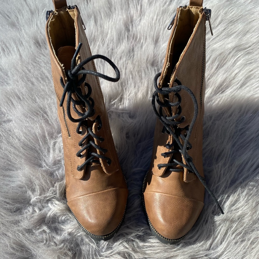 C Label Binky 2 ankle boot size 9